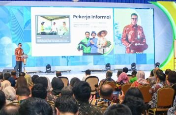 BPJAMSOSTEK Bahas Strategi Selamat dari "Middle Income Trap"