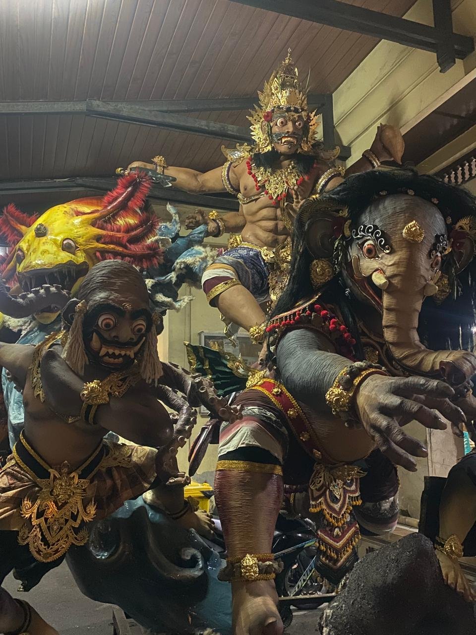 Pawai ogoh-ogoh ramaikan kawasan Sanur saat Pangerupukan