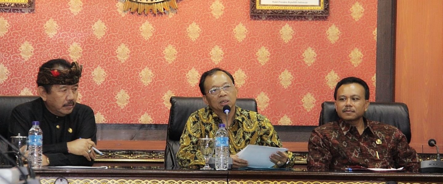 Gubernur Koster Konsisten Tolak Reklamasi Teluk Benoa