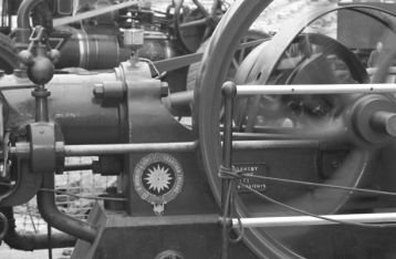 1893 - Rudolf Diesel Menerima Paten Untuk Mesin Diesel