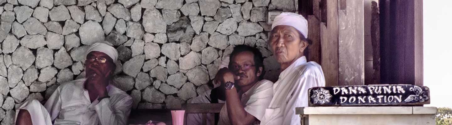 Jenis-Jenis dan Manfaat Dana Punia Menurut Hindu-Bali