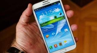 Samsung Galaxy Note 4 Akan Pakai Layar Tiga Sisi