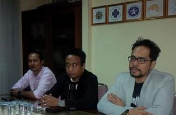 Lagu “Please, Come to Bali