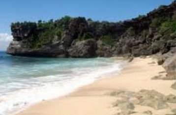 Wisata Pantai Balangan