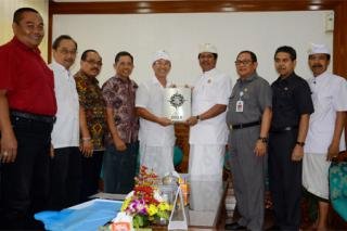 Bali Raih  Penghargaan World Best Destinasion 2014