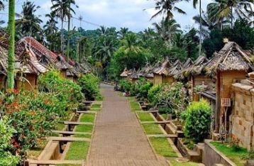 Berawal dari Konservasi, Desa Wisata Penglipuran Kini Terkenal dengan Angkul-angkulnya