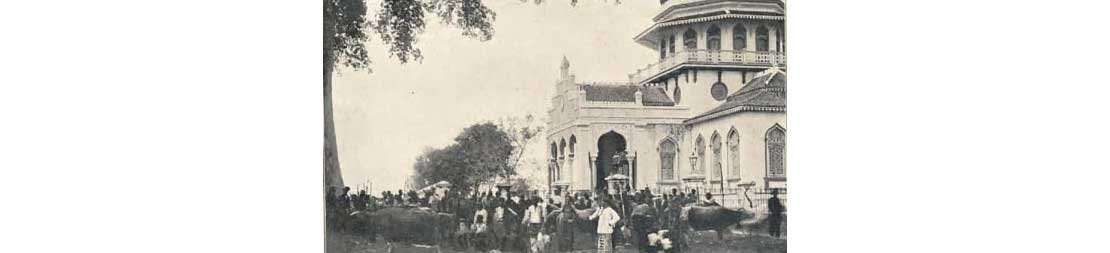 1811 - Perang Jawa Britania-Belanda: Rombongan penjelajah Britania memaksa Belanda menyerah di Semarang
