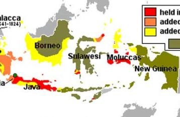 1856 - Layanan telekomunikasi pertama di Hindia Belanda mulai beroperasi di Batavia