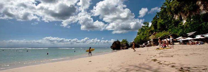Padang - Padang Beach, si Cantik yang Bersembunyi