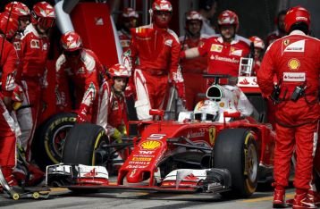 Bos Mercedes Pertanyakan Kemampuan Ferrari
