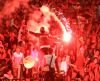 Meredam Brutalisme Suporter Bola