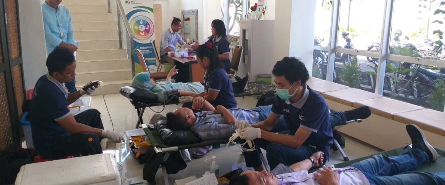 May Day BPJS Ketenagakerjaan Gelar Donor Darah